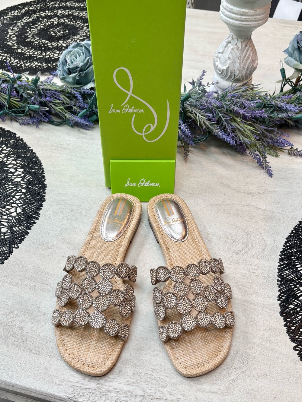 Sam Edelman Gold Stud Sandals💛NWT💛
